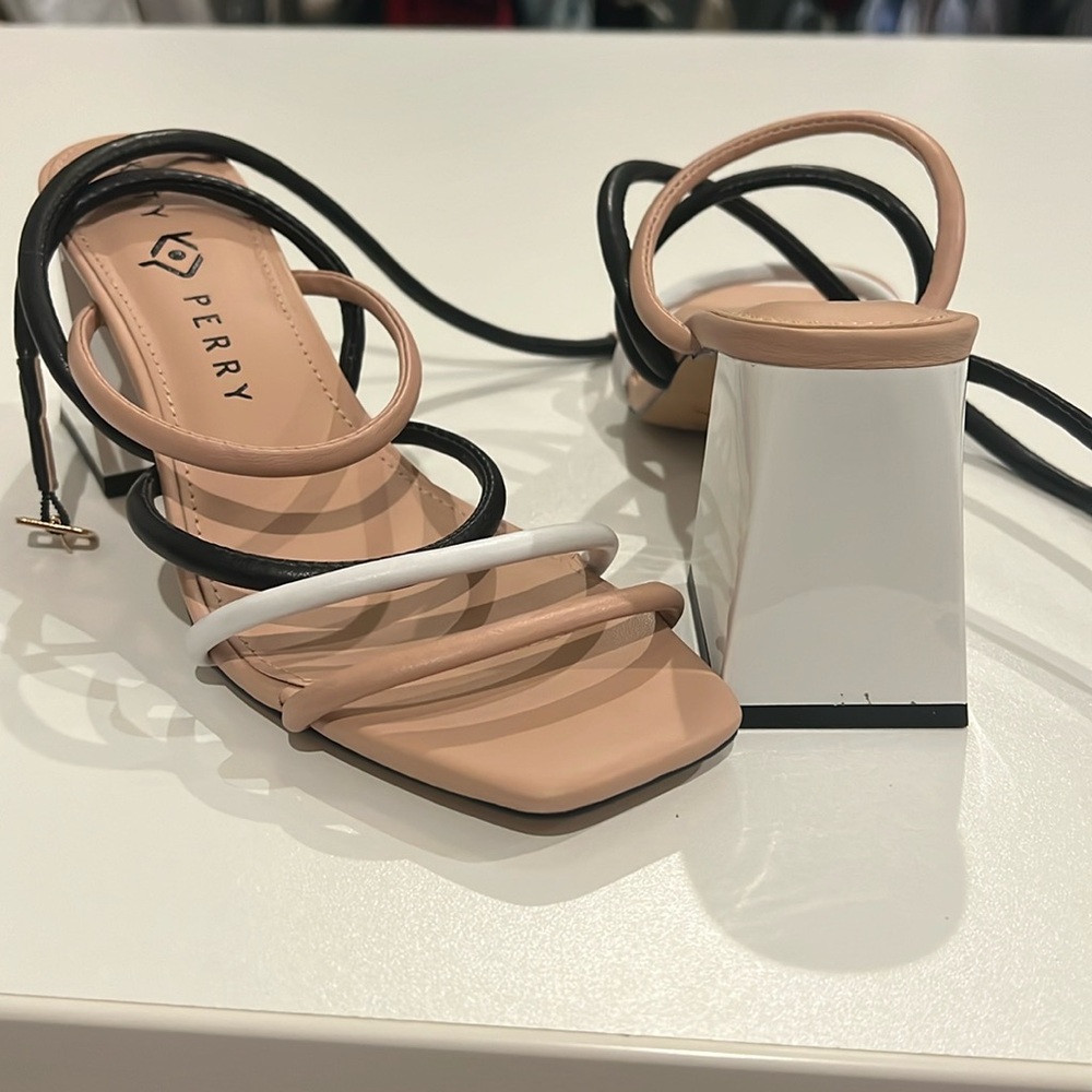 So adorable Katy Perry sandals
